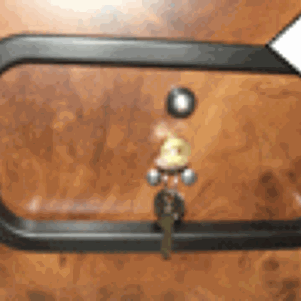 Safe access to the cash-box